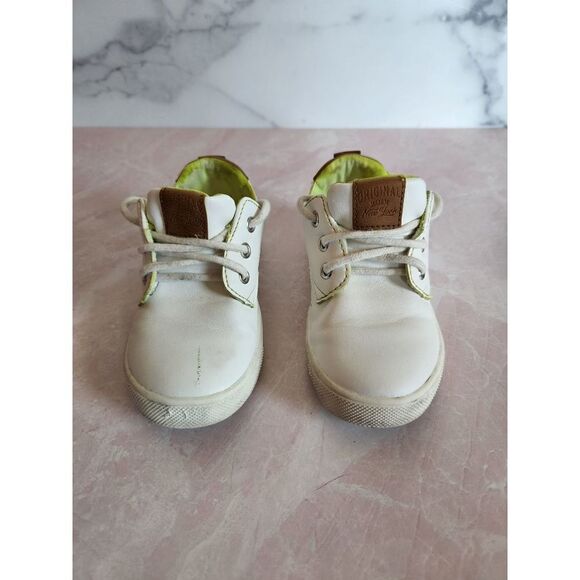 H&M toddler size 9 unisex low cut fashion sneaker white brown leather accent lac - Picture 2 of 6